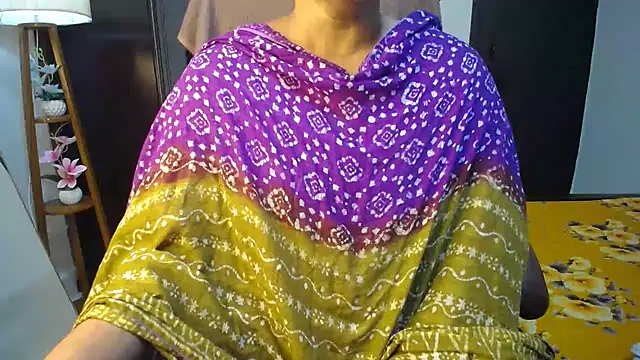 Snapshot of SohanaSabaSexy chatting on 06.29.26 SohanaSabaSexy online show from 06.29.26