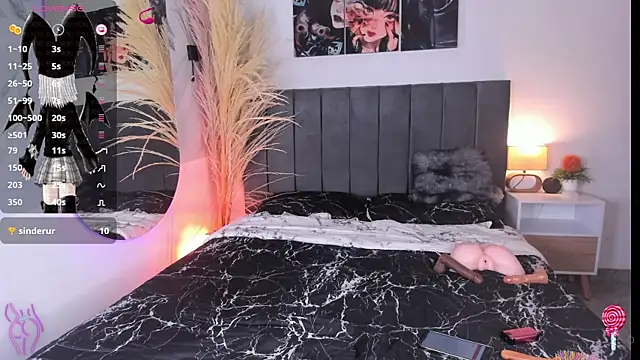 Snapshot of gigi_zahir chatting on 02.12.25 gigi zahir online show from 02.12.25