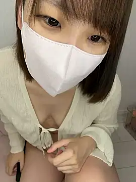 Snapshot of hi---chan- chatting on 07.06.26 hi---chan- online show from 07.06.26