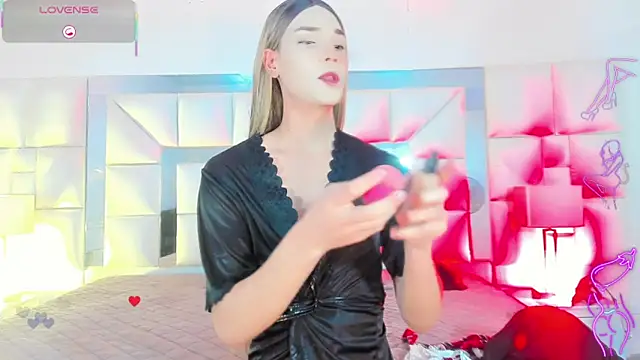 Victoria Kastelo online show from 04.11.26