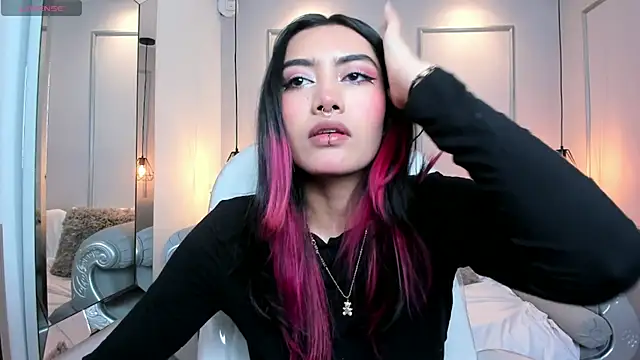 AzuraKindong online show from 01.27.25