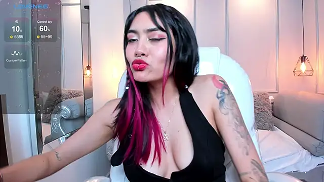 AzuraKindong online show from 02.12.25