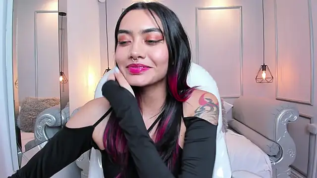 AzuraKindong online show from 03.19.25