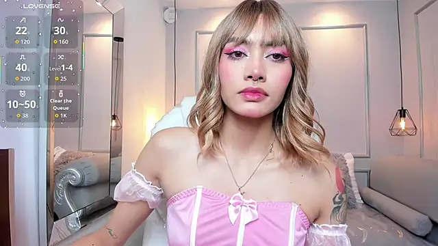 AzuraKindong online show from 10.28.25