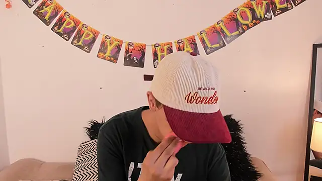 Tomy Rox online show from 10.27.25