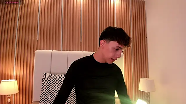 Tomy Rox online show from 02.08.26