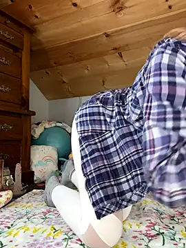 DanaeJustine online show from 10.23.25