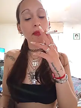 Snapshot of Zorrita_Fox chatting on 10.15.25 Zorrita Fox online show from 10.15.25