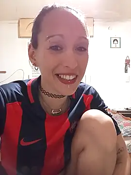 Snapshot of Zorrita_Fox chatting on 10.21.25 Zorrita Fox online show from 10.21.25