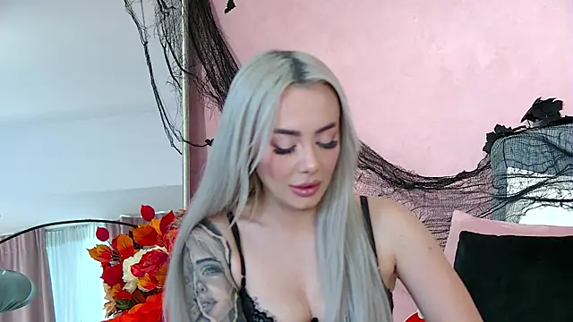 FrancescaMcGray online show from 10.30.25