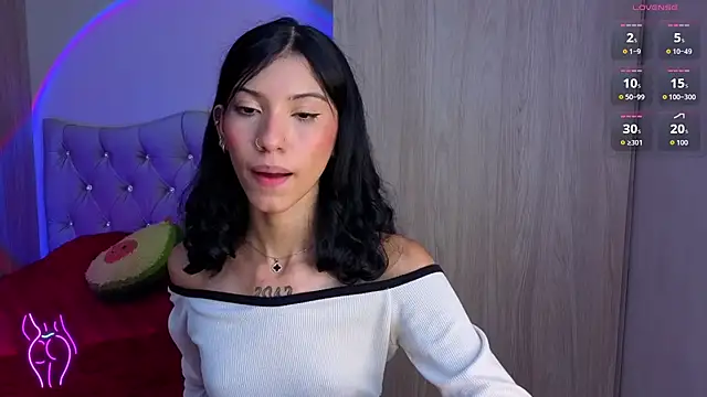 Snapshot of atenea_jones chatting on 07.29.26 atenea jones online show from 07.29.26