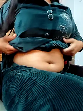 Snapshot of Anamika_24 chatting on 02.05.25 Anamika 24 online show from 02.05.25