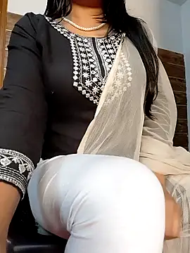 Snapshot of Anamika_24 chatting on 02.10.25 Anamika 24 online show from 02.10.25