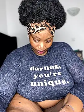 MsWhiteChocolatte online show from 03.27.26