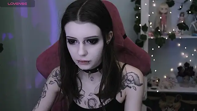 prettybones online show from 03.14.26