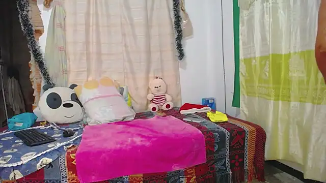 Snapshot of Stepmom_slut_50 chatting on 01.21.25 Stepmom slut 50 online show from 01.21.25