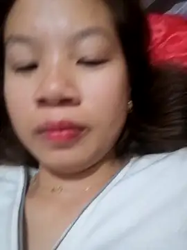 Snapshot of -Almira- chatting on 10.28.25 -Almira- online show from 10.28.25