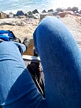 SexyErola27 online show from 12.21.24