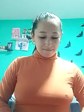 emilypoppy3 online show from 12.20.24