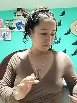 emilypoppy3 online show from 03.01.25