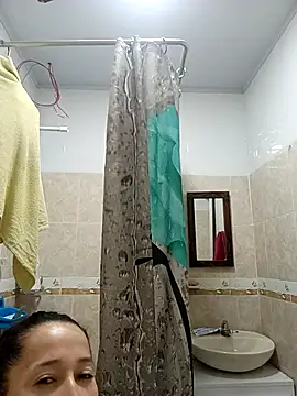 emilypoppy3 online show from 11.26.25