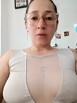 emilypoppy3 online show from 05.07.26