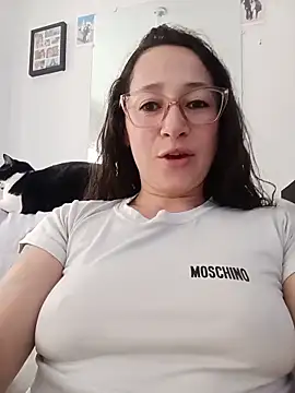 emilypoppy3 online show from 05.21.26
