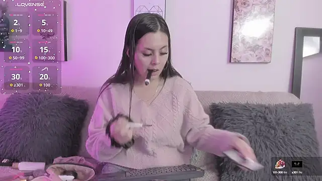 Murieel 69 online show from 10.14.25