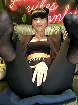 Melody87 online show from 10.12.25