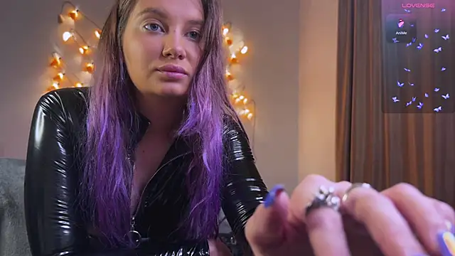 Femdom Lola online show from 01.25.25