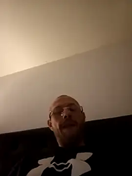 Guitccch online show from 04.15.26