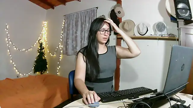 brittanycheeks online show from 09.14.25