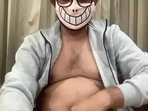 Snapshot of slavekinky001 chatting on 01.01.25 slavekinky001 online show from 01.01.25