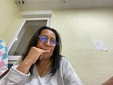 sweeviolet online show from 12.14.24