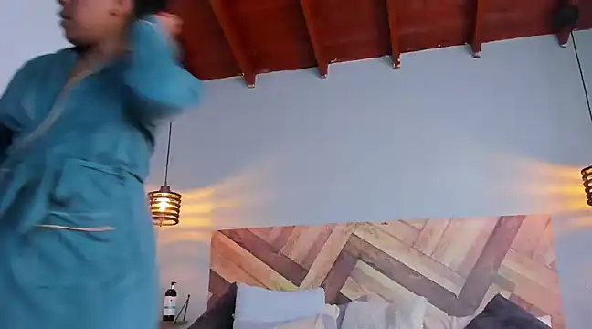 EmmilyBrant online show from 02.22.25