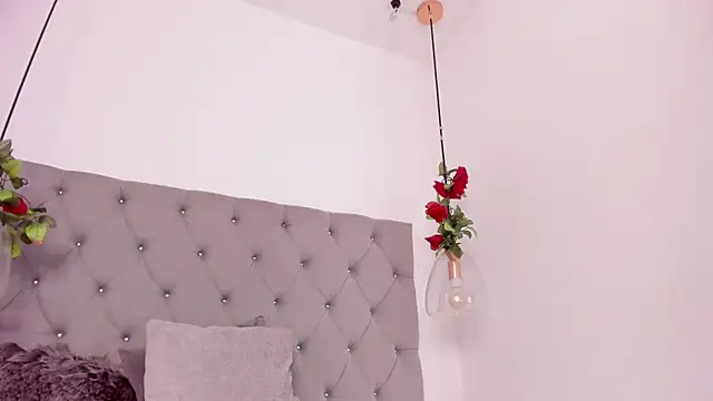 AnnPrices online show from 01.15.25