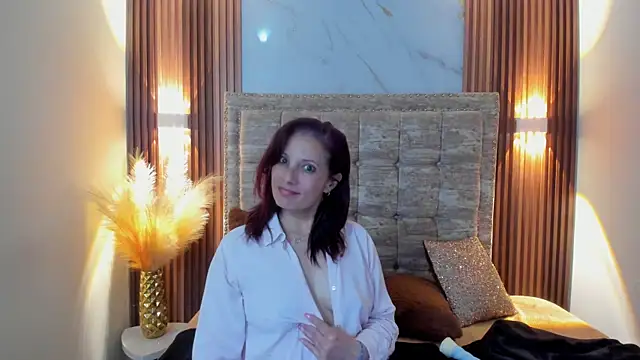 ada mclaine online show from 02.22.25