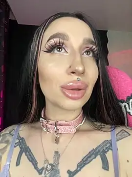 Molly  Moon online show from 12.24.24