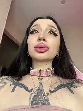 Molly  Moon online show from 04.11.26