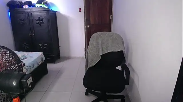 Snapshot of Sxntisaul__ chatting on 02.08.25 Sxntisaul online show from 02.08.25