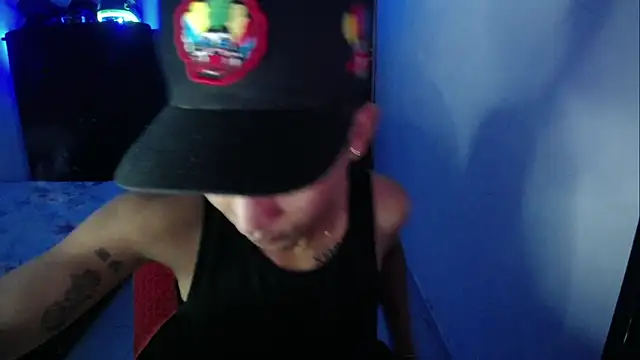 Snapshot of Sxntisaul__ chatting on 02.13.25 Sxntisaul online show from 02.13.25