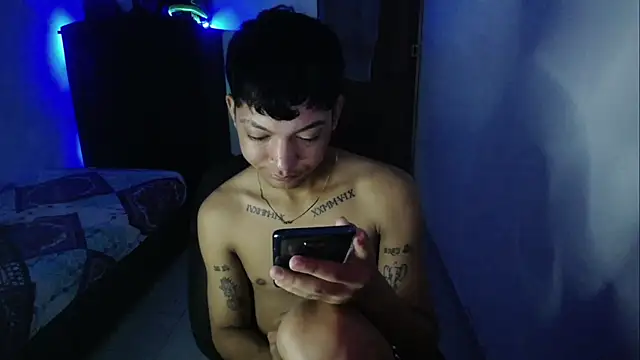 Snapshot of Sxntisaul__ chatting on 02.18.25 Sxntisaul online show from 02.18.25