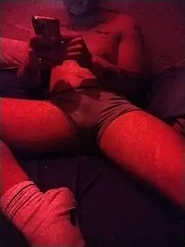 Snapshot of Woofer_dick chatting on 12.03.25 Woofer dick online show from 12.03.25