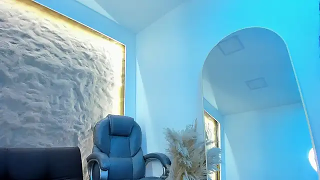 Isa  Blanc online show from 02.27.25