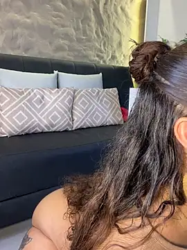 Isa  Blanc online show from 04.16.26