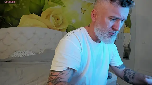 BlowMyXXL online show from 02.26.26