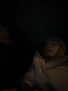 Snapshot of MerlinDave chatting on 01.31.25 MerlinDave online show from 01.31.25