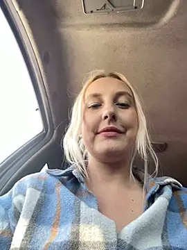 Snapshot of MerlinDave chatting on 02.24.25 MerlinDave online show from 02.24.25