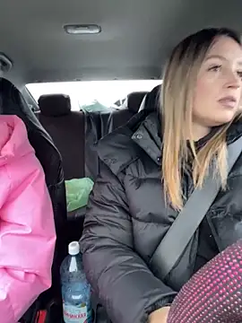 Snapshot of MerlinDave chatting on 03.06.25 MerlinDave online show from 03.06.25