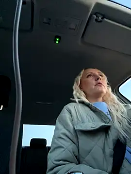 Snapshot of MerlinDave chatting on 10.31.25 MerlinDave online show from 10.31.25